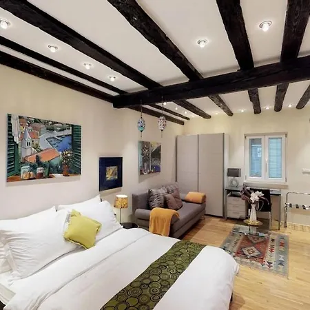 Diocletian Studio Apartments * Split